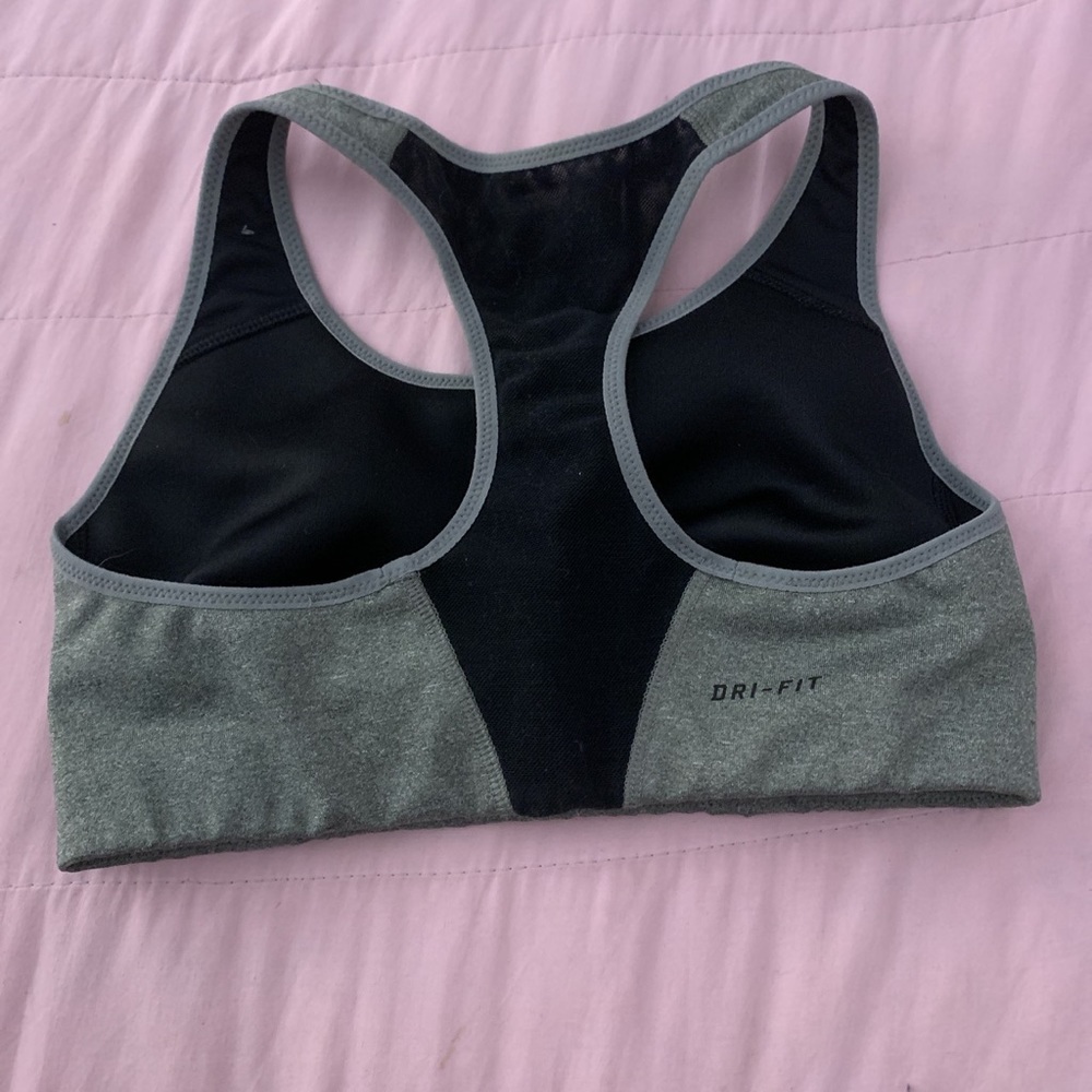 Sports bra - Picture 2 of 2